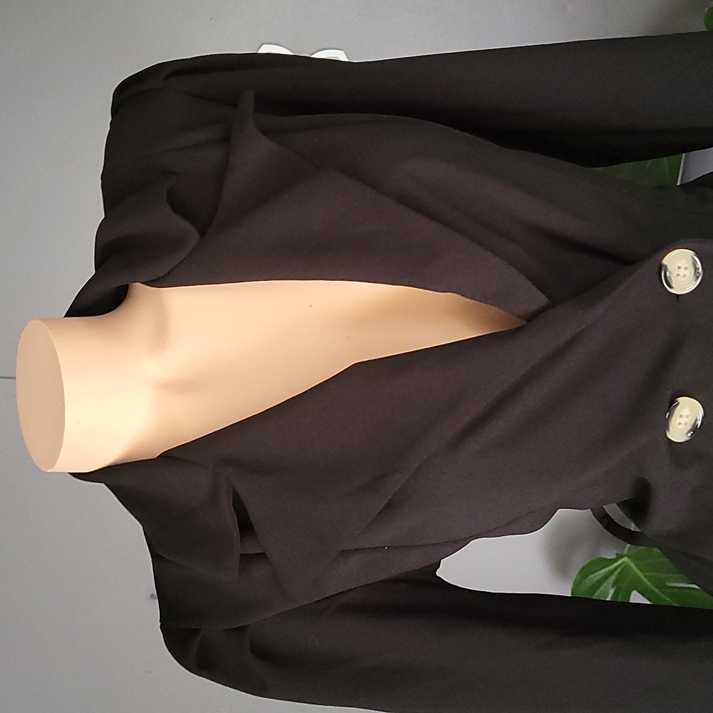 MAKE AN OFFER! IMPORTED BLAZER WORK OR PLAY - Picture 7 of 17